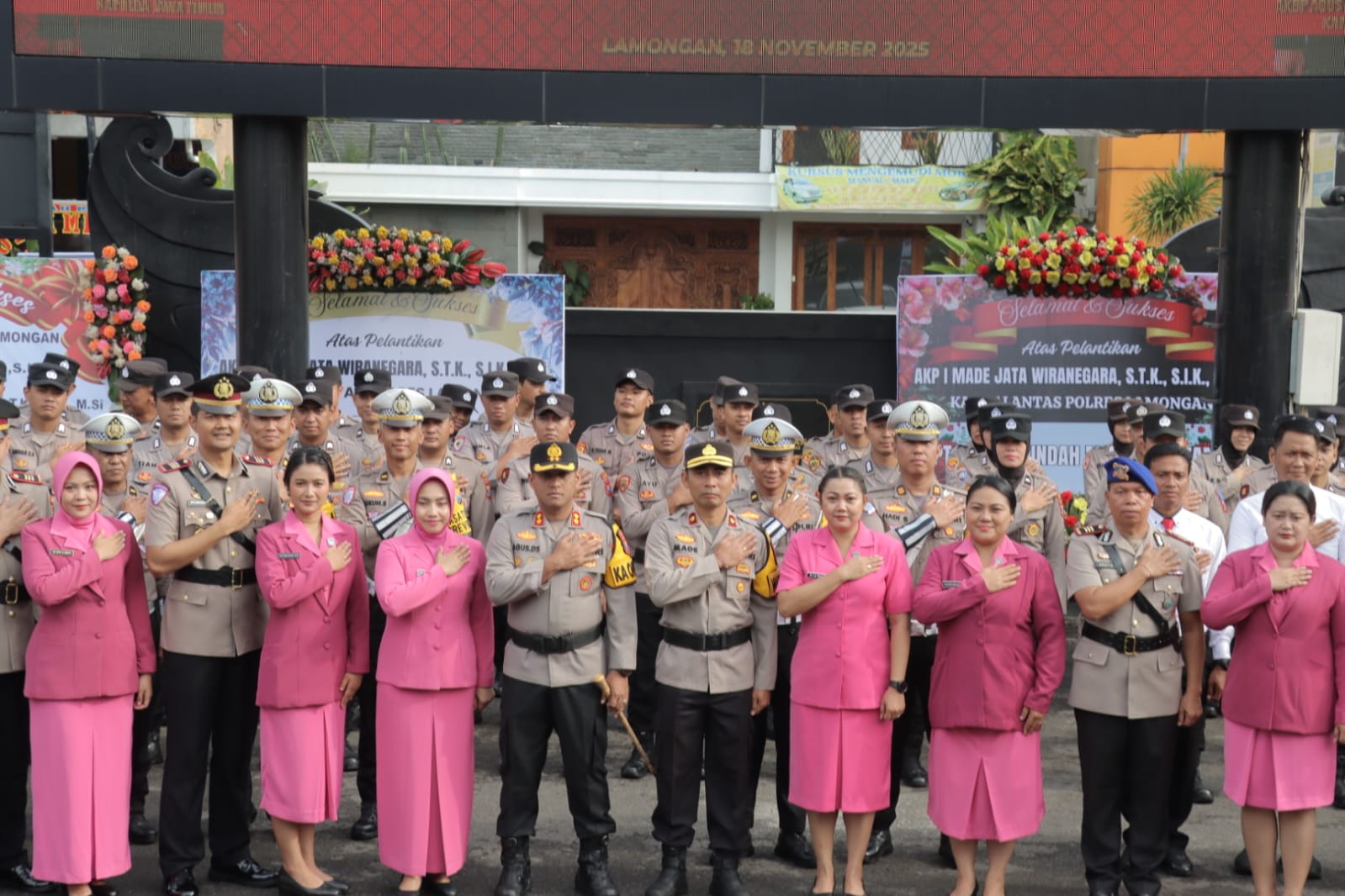 Foto : Polres Lamongan Gelar Sertijab Kasat Lantas dan Kasat Polairud